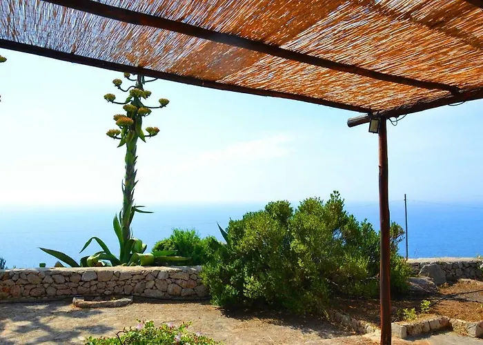 La Nave Gagliano del Capo