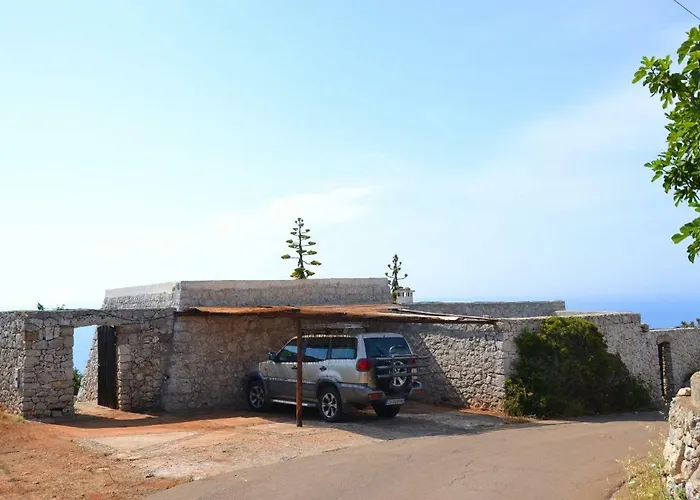 La Nave Tatil Evi Gagliano del Capo